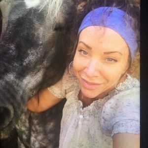 Meet your Posher, Janaye